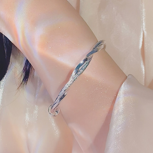 银手镯断了能够接起来吗