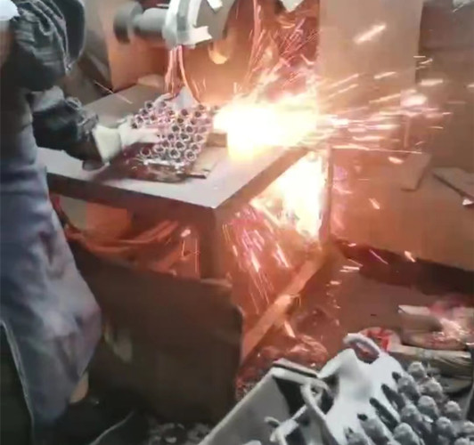 不锈钢饰品出产工艺