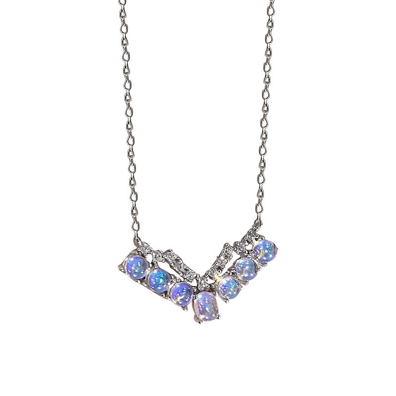月光石V形项链