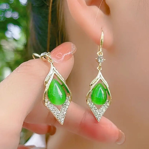 戴上耳饰成为习惯