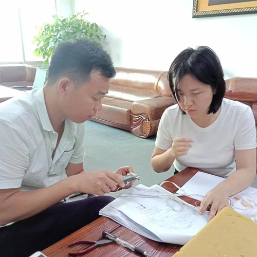 上？突д叶使偻纹烦Э⑿率纹