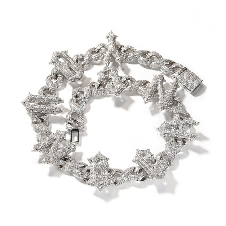 嘻哈满钻毛刺字母项链