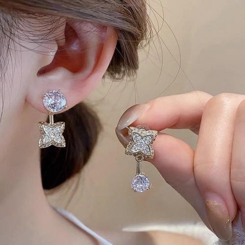 留在耳饰上的情调