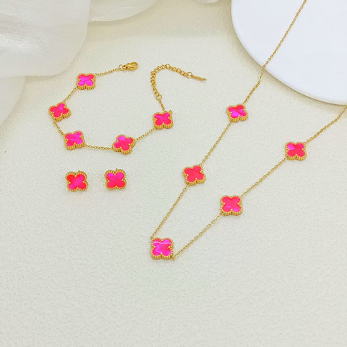 时尚饰品拥有哪些特点