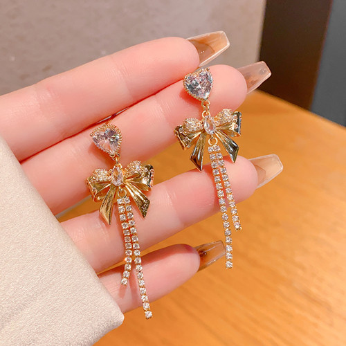 饰品厂不会让同业接触主题思密