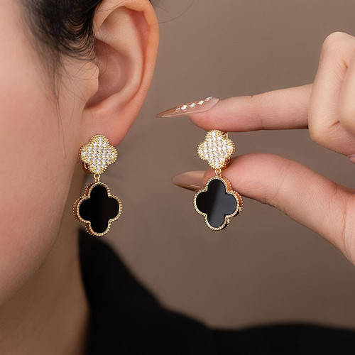 东升国际官网饰品厂以工艺绘就饰品新状态