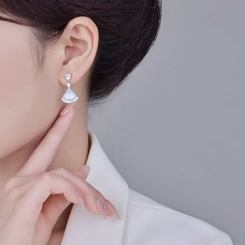 东升国际官网-钻营健全,你我一路成长