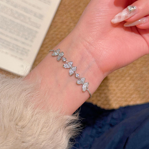 东升国际官网饰品厂致宽大客户的品牌升级合作建议书